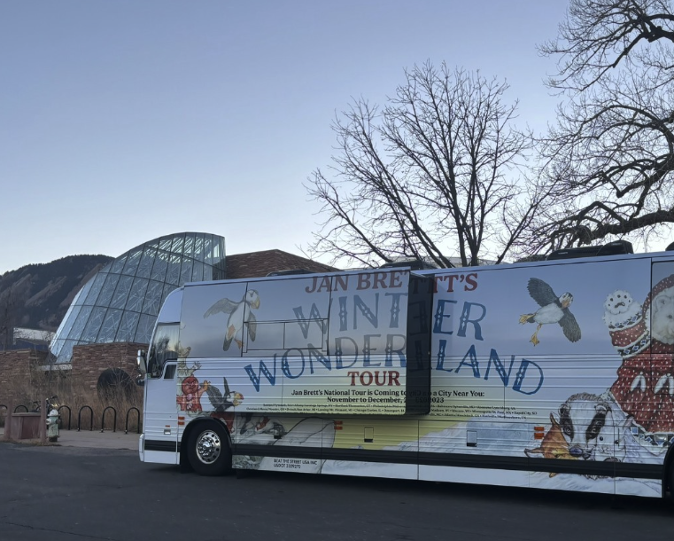 where to donate books in boulder