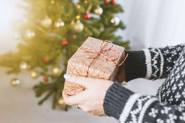 history of gift giving