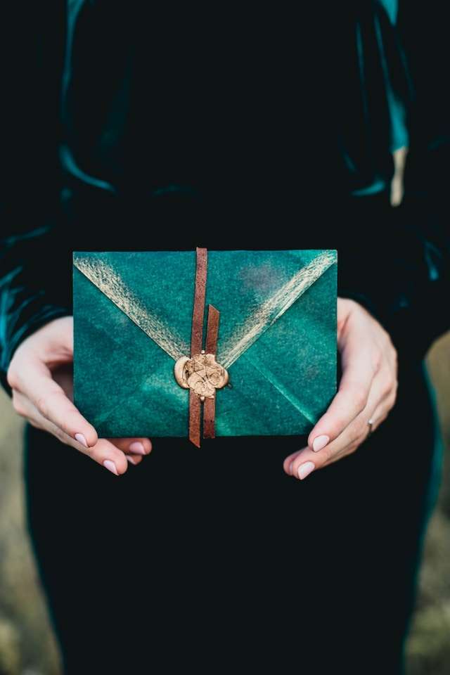 origins of giving gifts
